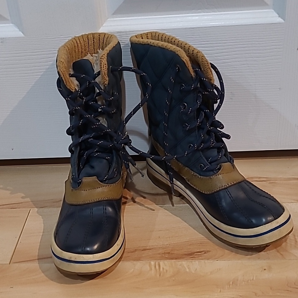 Call it Spring women's size 6 winter boots